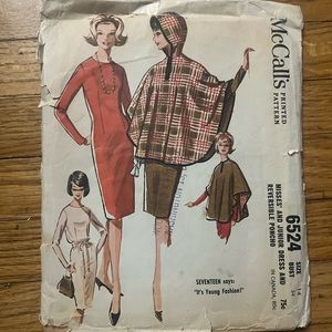 McCalls Vintage Poncho Cape Reversible Sewing Pattern 6524 Misses & Junior Dress